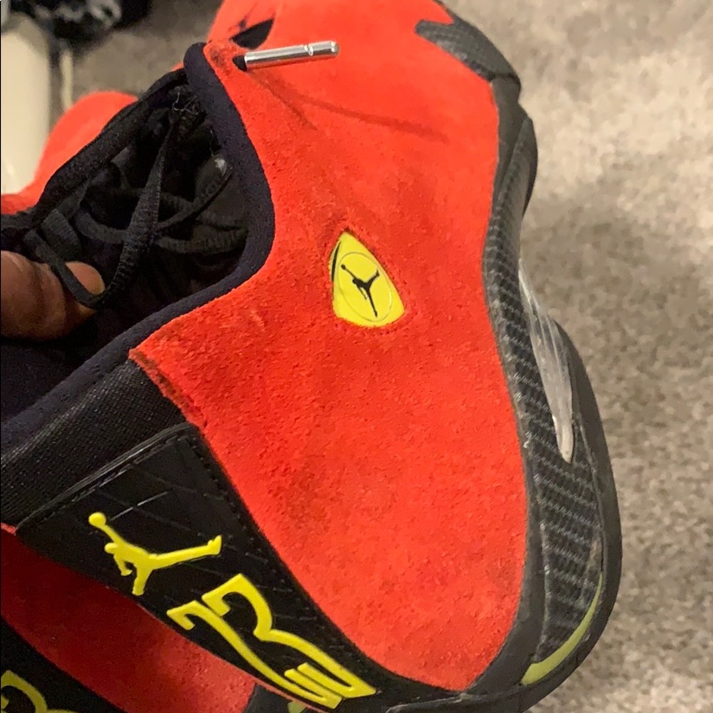 Ferrari 14s